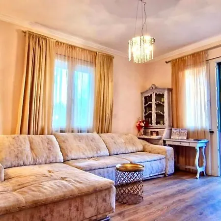 Bellaria Casa Indipendente-giardino Privato-free Parking-wifi-strategic Location 5 Terre-portofino Апартаменти Рапалло