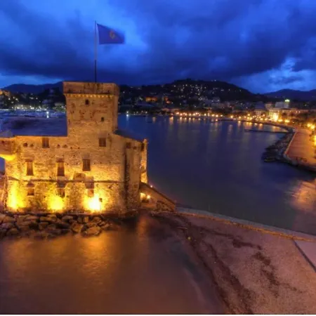 Bellaria Casa Indipendente-giardino Privato-parcheggio Privato-strategic Location 5 Terre-portofino Appartement Rapallo